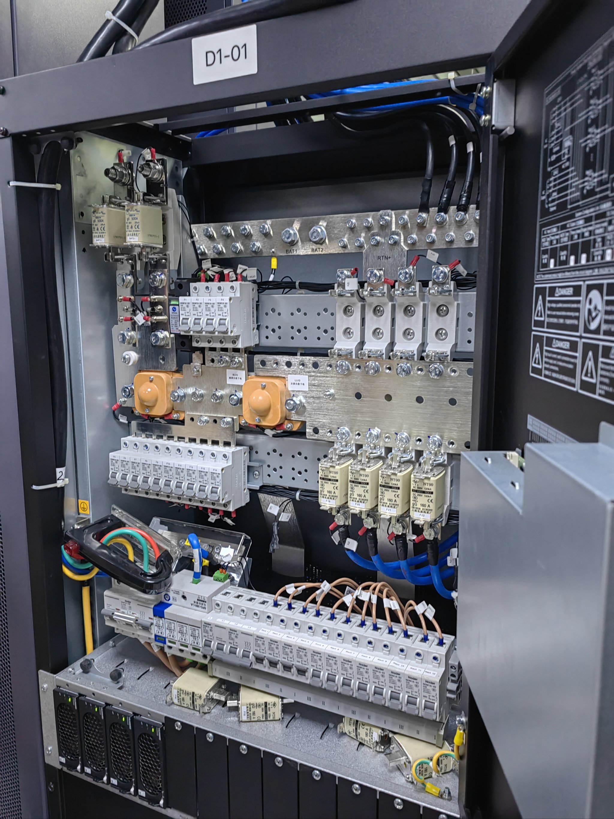 精密設(shè)備中的電線電纜 技術(shù)關(guān)鍵與應(yīng)用前景